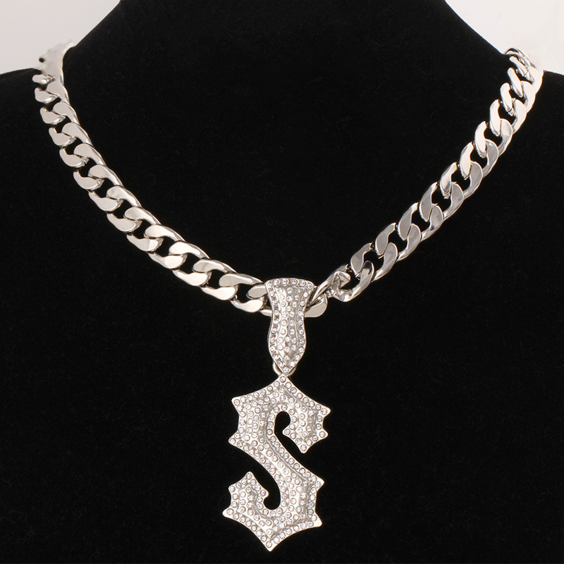New Letter S Hip Hop Necklace  - Men Accessories Singapore recension och pris