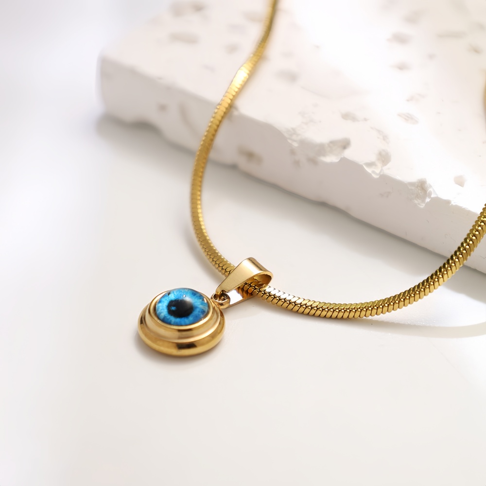 Simple Angel Eyes Pendant Neck - Men Accessories Singapore recension och pris